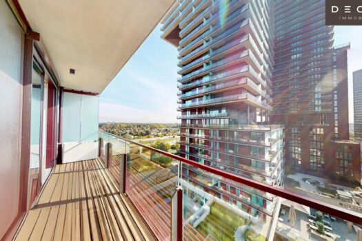 1hvQ9H7ciL1yI2FK5mUvvy