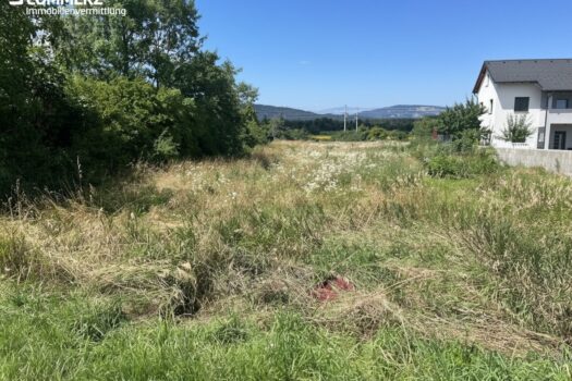 Idyllisches Grundstück 1zZhD6STrNZsO3rWpxEQdl