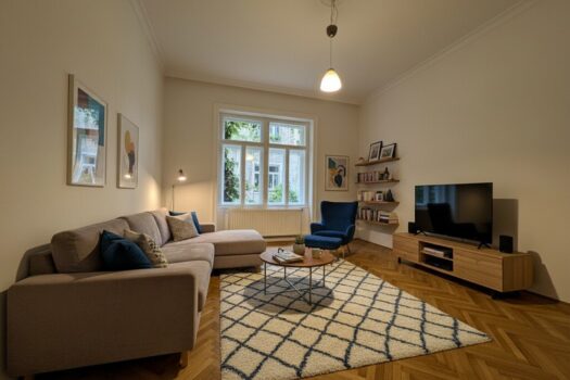 Geschmackvoll & gut gelegen - Altbauwohnung mit Stil nahe U3 Rochusgasse & Stadtpark 2BS5zVSa4rJnflWChXUGHm 1