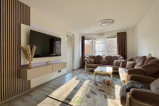 2E0uhpyfw9tZi72UDr8bPJ