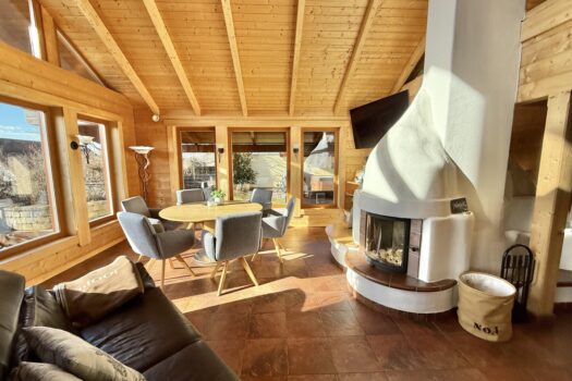 2K9JsFOFqSiT1sQQVD4ReT