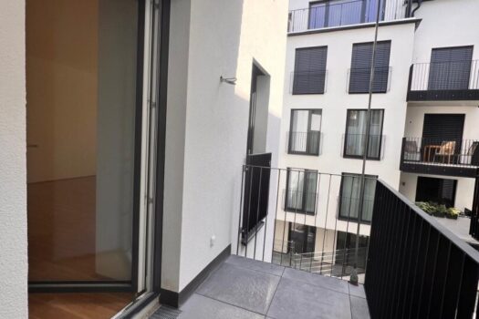 2Mb4TCdZMwkouRKzOiSJzy