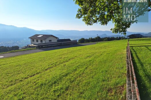 2QHFFDJFeOaUwhB9eCsxGX