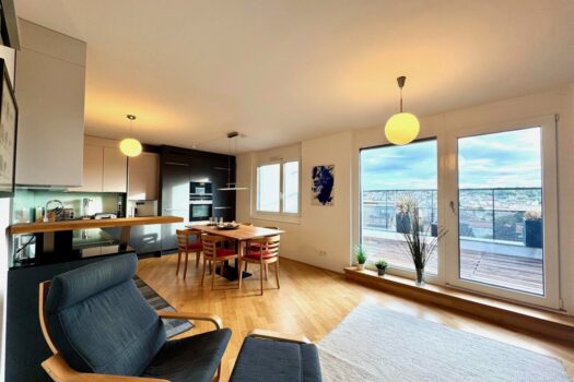 2WXySlc6xqjhtvsJJkJGCi