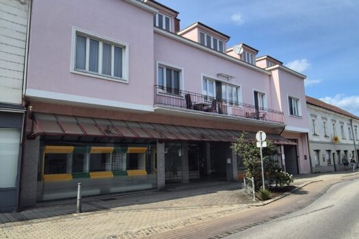 1 - Zimmerwohnung mit Balkon im Zentrum von Neunkirchen zu mieten! 2Wwmr55UK8jmDD5UqNept0