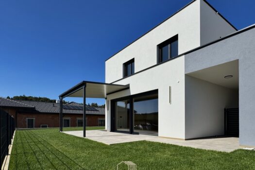 2elnUhJuT0xE3VrwhNwDWC