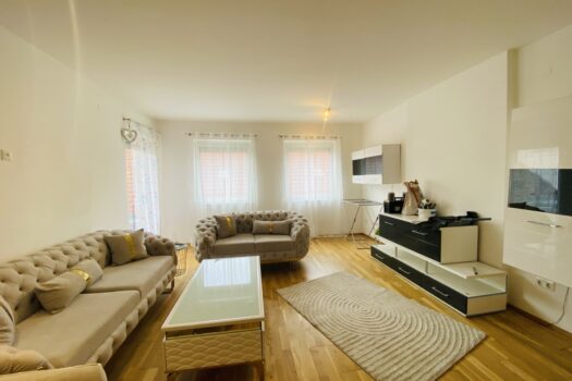 Toplage in Knittelfeld: gepflegte 2-Zimmer-Wohnung mit Balkon und moderner Ausstattung 39cnHRhEtAbwFYAbLBC9ER