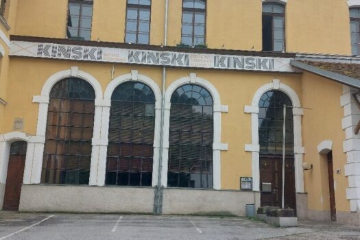 3G8dCtkVxKS3szbrZyjtHR