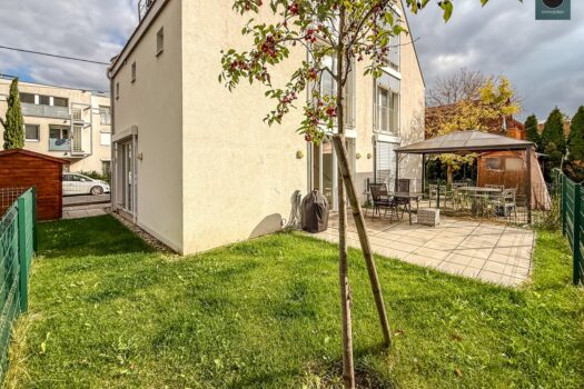 Provisionsfrei: Sehr gut ausgestattete Doppelhaushälfte mit Garten beim Theresa-Tauscher-Park! 5 Min. zum Donau Zentrum. 10 Min. zur UNO City. Parkplatz verfügbar! 3p4lGBygXeH0wvBrqIbQjc