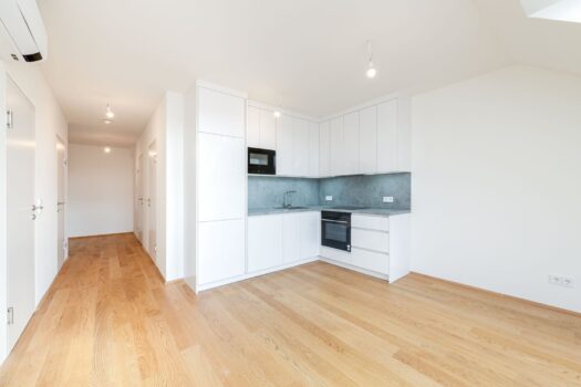 3pET7v6AFGVB6YkkhcSNMV