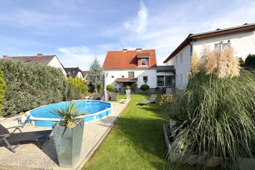 Einzigartige Kombination: Traumhaftes Einfamilienhaus mit Pool & Garten sowie Zinshaus mit 4 Wohnungen 3vqp5bWos3E0bjHESfKQPX