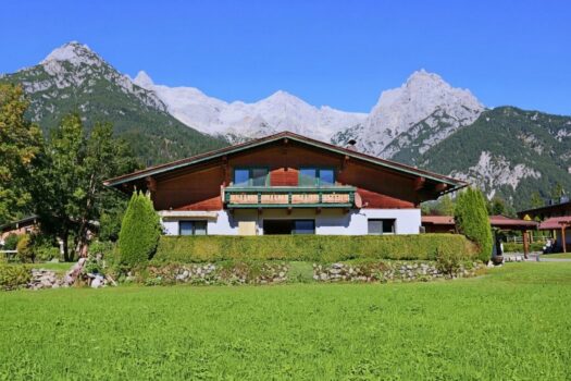 3x0JHYJixaJeR8zRQA3aXy