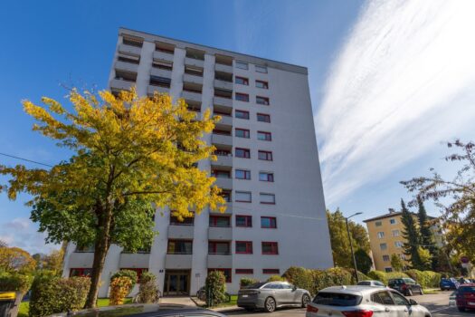 Stadttanz: 3-Zimmer-Wohnung mit Balkon, Nähe Salzach 3xg7rEpWoCvpNdxw52aIuP