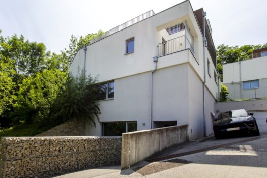 Hauslift, Pool, Dachterrasse - Moderne Villa mit unverbaubarer Aussicht || Mietkauf möglich 48pKJoyh7QbqP0xRBmPL9g