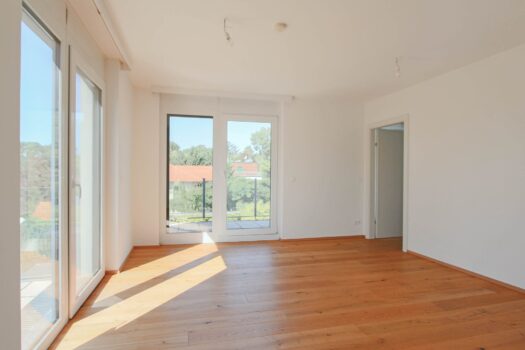 Wohntraum am Bisamberg mit Terrasse und Balkon! Wohnzimmer