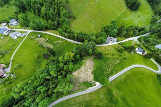 4kGHxmB3i3JAvbFIXlK0TL