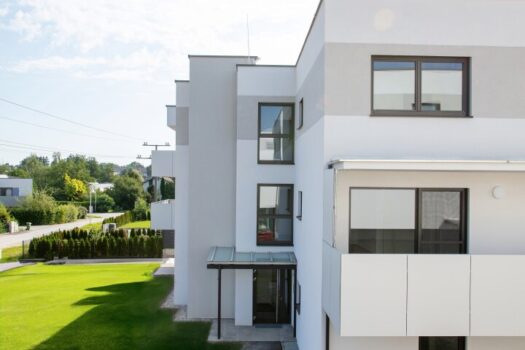 4qAImKpGy2FxQWg4N9mJDE