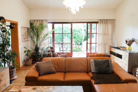 4ucQ5XBLYN2F7A8SbC4NMy