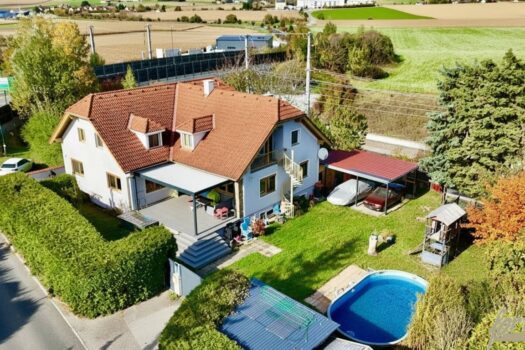 Zweifamilienhaus: 250 m², 9 Zimmer, Garten & Garage – Ihr neues Zuhause! 4vx7xu85snf0svudL18qZn