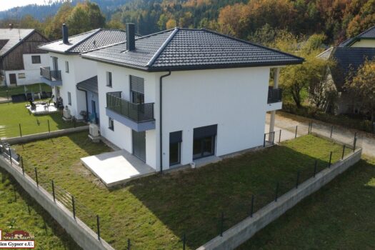 4yWbu4OY6QdkV3DZqhznH2