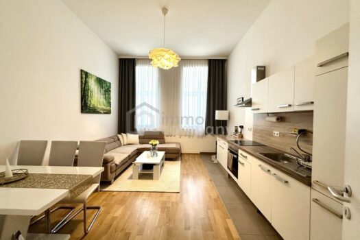 557g0FM12osciADdjTtizH