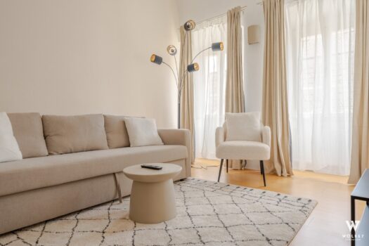 5CHuuKN3UbKx3Or40dyWha