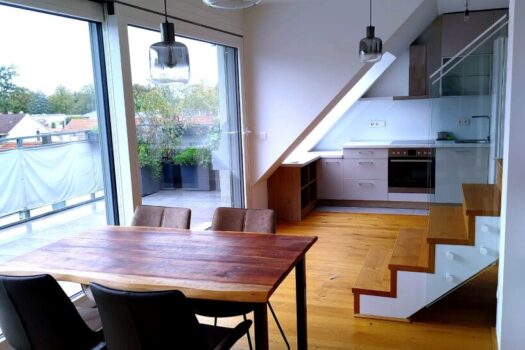 5knJmd9QBc00FIZTcHxQv4