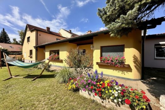 Leben & genießen – Charmantes Haus mit 2 Wohneinheiten, Pool, Garage & viel Platz in Neunkirchen! 69aWwunOY21K7qWWc8QofH