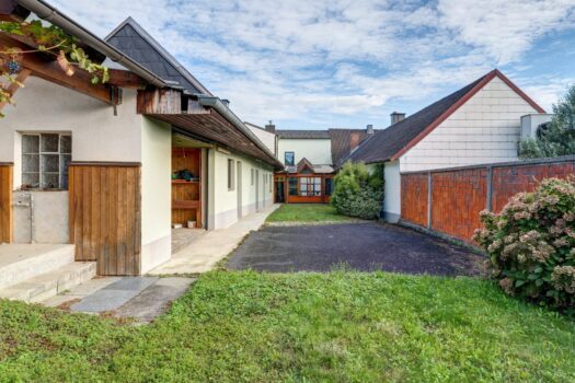Gepflegtes Wohnhaus mit Streckhofcharakter Haus Ansicht hinten