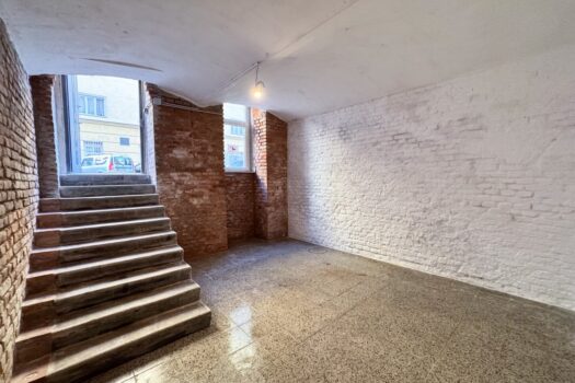 6StrjFB81fgcWT2BuQ1gI9