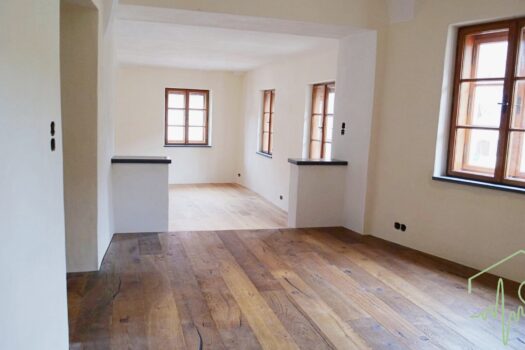 Großzügige, helle Familienwohnung mit Panoramablick