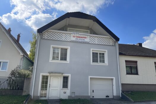 SEHR GEPFLEGTES EINFAMILIEN-HAUS MIT SCHÖNEM GARTEN -- LOGGIA/GARAGE -- RUHELAGE! 79Qq6i0Gerse7hK23gSgqR