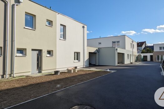 7AHPzg62UHxw5uDS8vIXVd 2