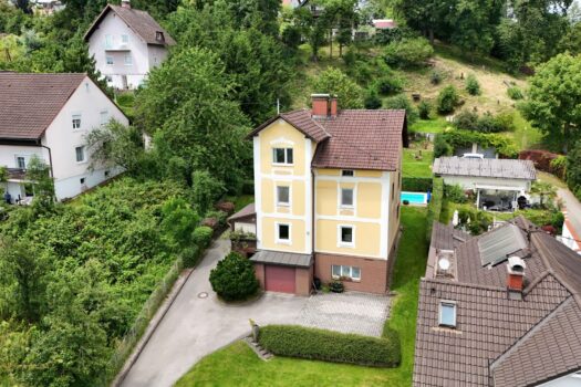 Prachtvolles Stadthaus mit Ausbaupotential in Leonding! 7IlTWcAb1blHlzM6MYhHwk