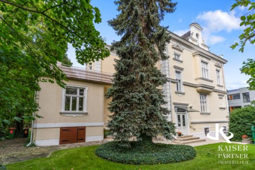 7JwtUznOg2XaqcVi8PapTN