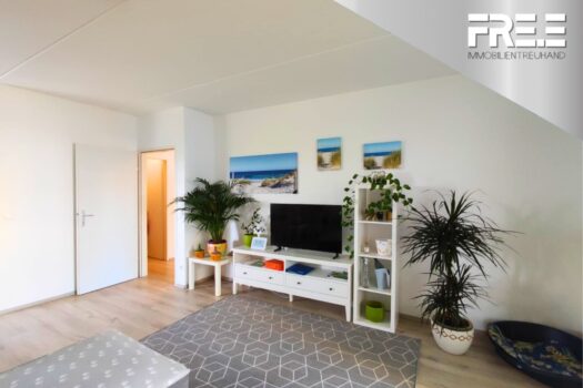 HOCH HINAUS | Moderne 2-Zimmer-Wohnung mit Loggia im 5. Liftstock! 7dYatab1RNvZEDtMfeJMAK