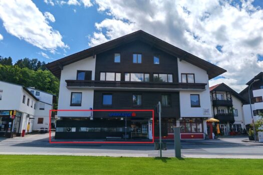 Ab sofort: zu Mieten: Großzügiges Geschäftslokal im Herzen von Igls 7qBUO5zxOipCLJduGd0XCa