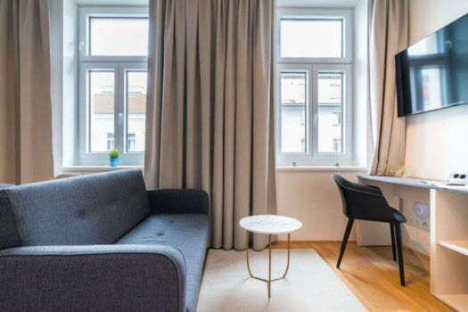 AvK8BqpF6JT2hJAhZ7xLB