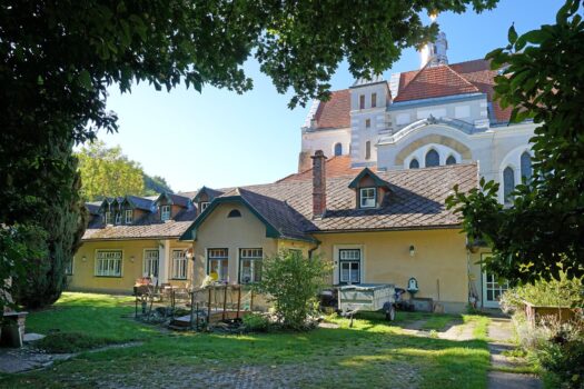 g1G2Wa0hjUJbfF8VpO1cL 1