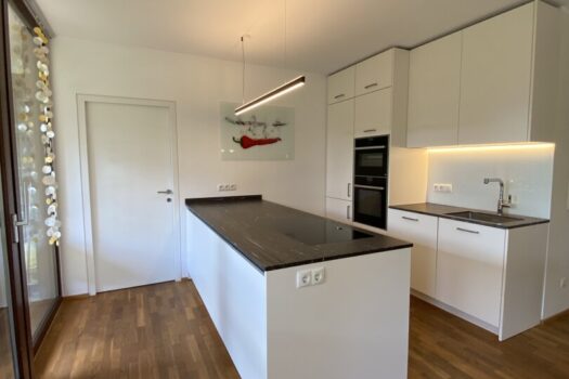 xYoI5opBcc7FoZwAihhPR