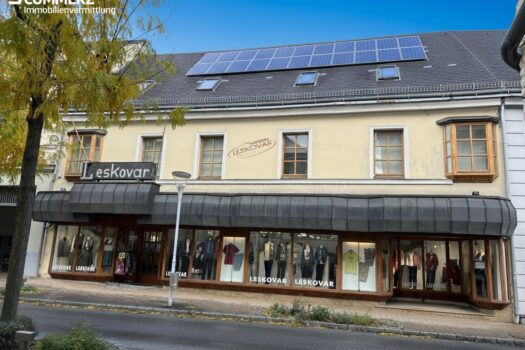 16KUGhdRmogAYry7PWYLhp