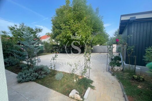 1758274589 ec0430078f21cba8082fa1baf868cf7387ea301b galleryfullscreen