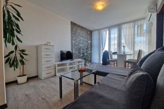 1759340904 1000062401