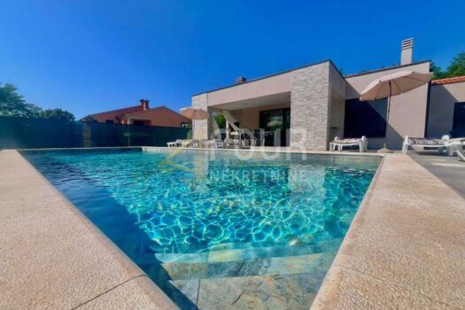 1761221425 prodaja kuca s bazenom istra 8