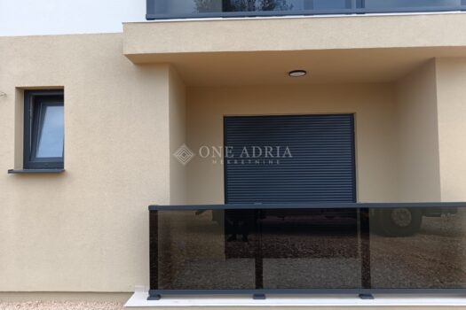 1761578216 1000193598