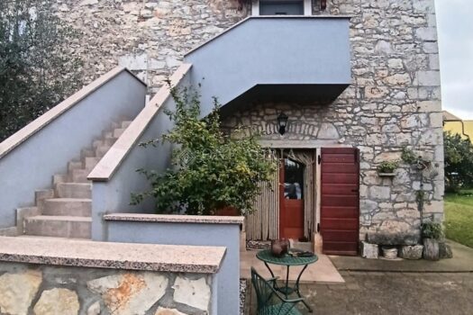 1761579654 1000193722