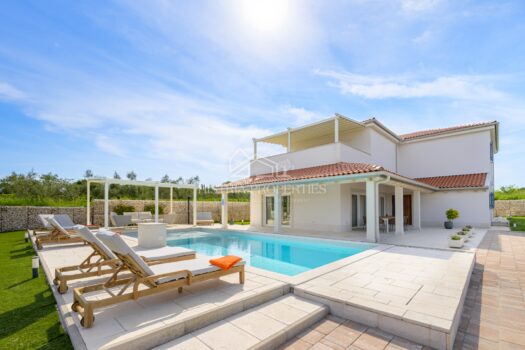 1761579704 dsc 2271 hdr