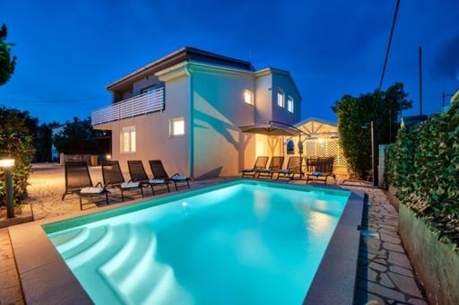 1762161046 468473676