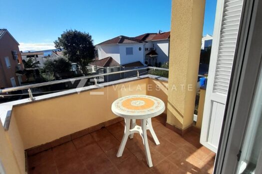 1762206250 20251103 121244