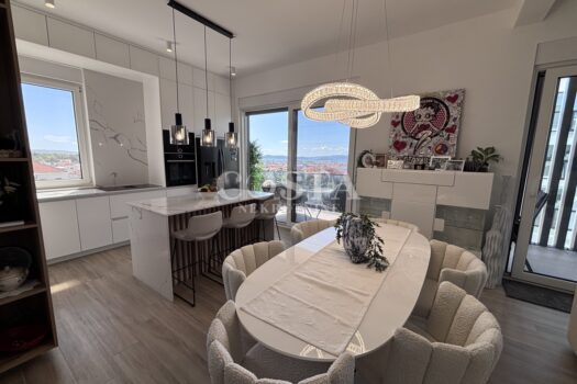 1762632524 img 5049 1